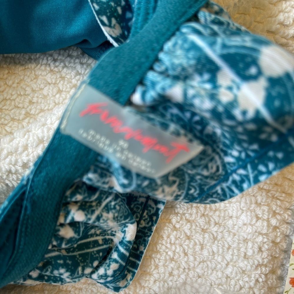 NEW FREE PEOPLE MOVEMENT Plea All Day Bra Top.Size XS - Picture 7 of 9